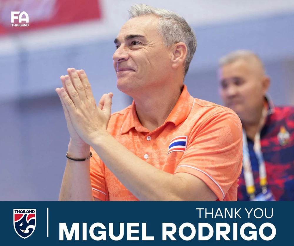 ‘Trắng’ HCV bóng đá tại SEA Games 33, Thái Lan chia tay HLV đầu tiên - Ảnh 1.