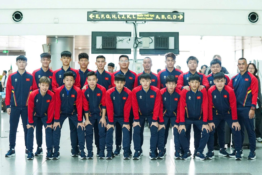 Tin nóng bóng đá Việt hôm nay 21/12: Chốt kênh phát sóng trực tiếp VCK U23 châu Á 2026; Futsal U19 Việt Nam dự giải Đông Nam Á - Ảnh 3.