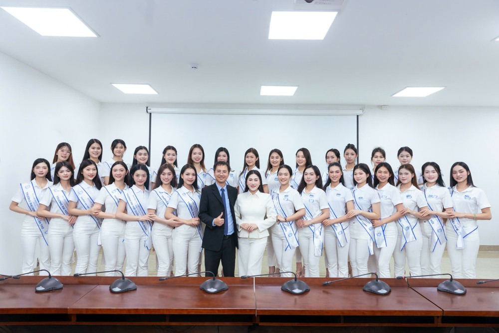 Thí sinh hoa hậu tranh danh hiệu “Đại sứ khởi nghiệp sáng tạo” - Ảnh 1.