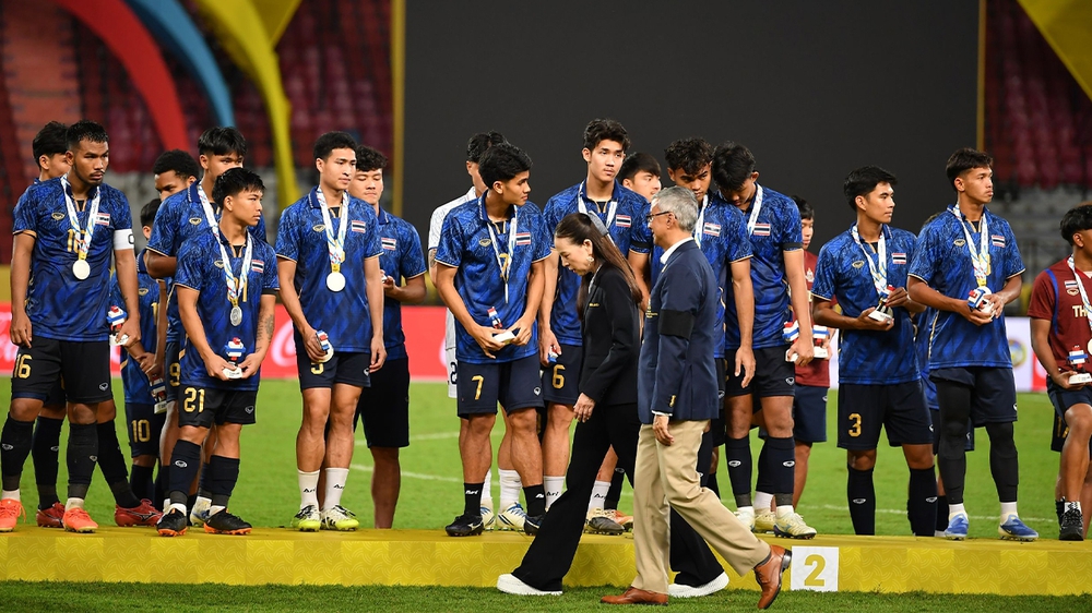 Tin nóng thể thao tối 21/12: Xác định 2 giải đấu lớn của ĐT bóng chuyền nữ Việt Nam sau SEA Games 33 - Ảnh 4.