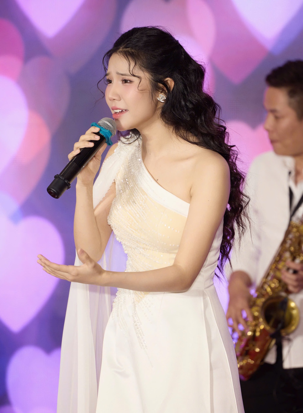 Nguyễn Phương Anh: Từ Quán quân Tiếng hát Hà Nội 2025 đến khát vọng chinh phục đỉnh cao thính phòng - Ảnh 1.