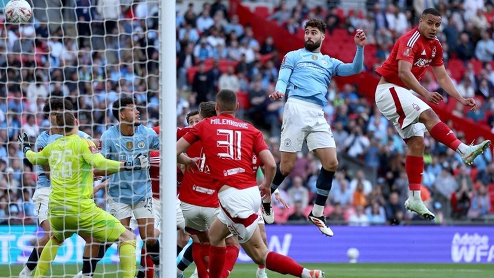 Pep Guardiola cảnh báo các cầu thủ Man City trước thềm Giáng Sinh - Ảnh 2. Pep Guardiola cảnh báo các cầu thủ Man City trước thềm Giáng Sinh - Ảnh 2.