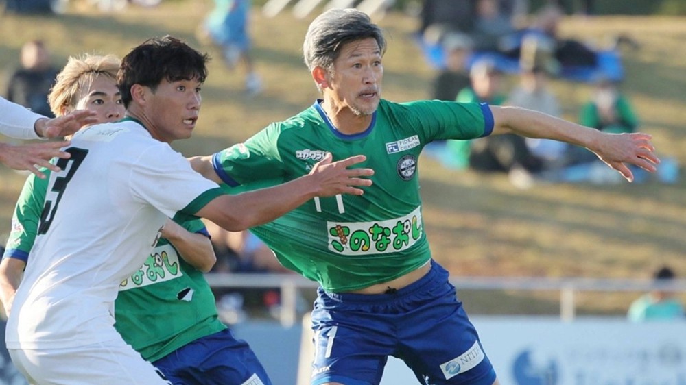 Huyền thoại bóng đá Nhật Bản tiếp tục thi đấu ở tuổi 58 - Ảnh 2.