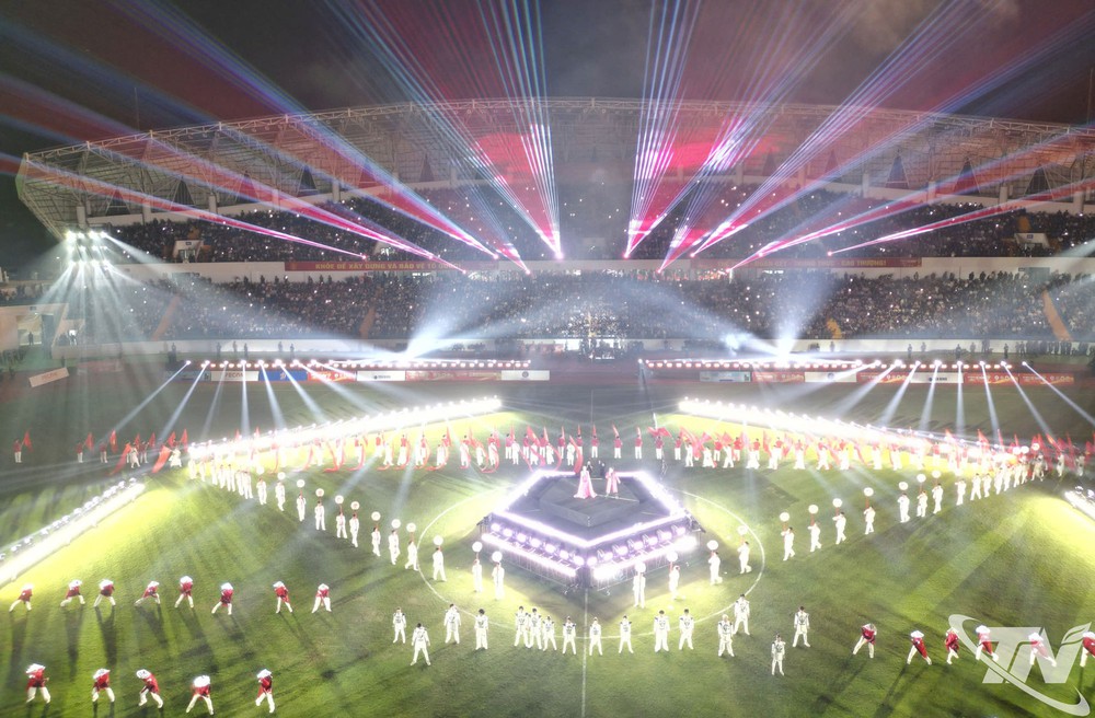 Cận cảnh SVĐ hơn 500 tỷ đồng vừa khánh thành, lớn nhất miền núi phía Bắc Việt Nam - Ảnh 3. Cận cảnh SVĐ hơn 500 tỷ đồng vừa khánh thành, lớn nhất miền núi phía Bắc Việt Nam - Ảnh 3.