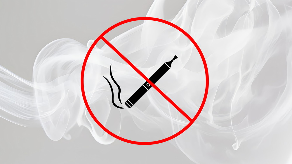 Làn khói vô hình, hậu quả hữu hình: Cậu học sinh 17 tuổi nhập viện vì 'trào lưu' thuốc lá điện tử - Ảnh 1.