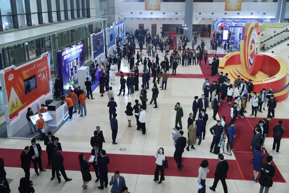 Thúc đẩy "Make in Việt Nam" tại Diễn đàn quốc gia phát triển doanh nghiệp công nghệ số lần VII - Ảnh 3.