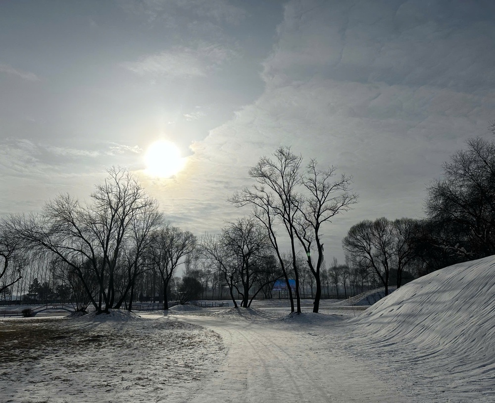 Cáp Nhĩ Tân, nơi mùa đông đi qua những mái vòm Nga - Ảnh 5.