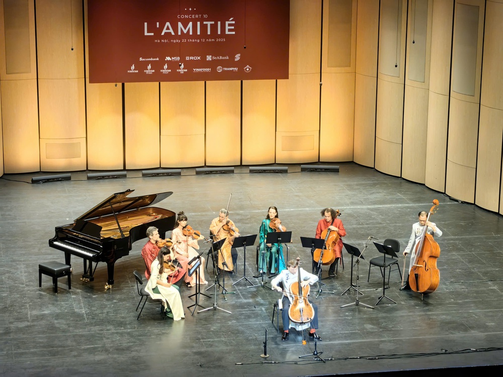 Đêm nhạc Cello Fundamento thứ 10: Dưới Trời Hà Nội, Nhớ Bầu Trời Paris! - Ảnh 3.