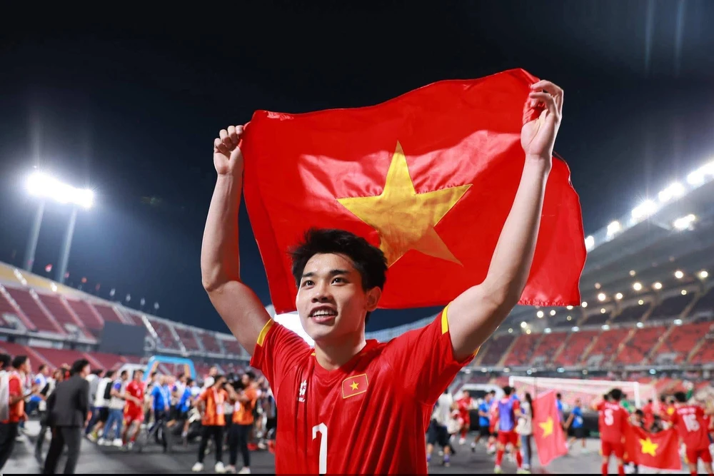 Ngôi sao số 1 U22 Việt Nam giành HCV SEA Games 2025 nhận vinh dự cao quý - Ảnh 2.