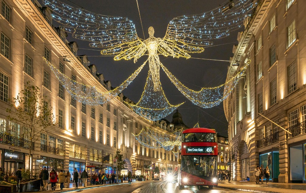 Truyền thống đón Giáng sinh ở các nước trên thế giới - Ảnh 5.