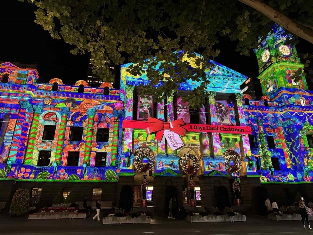 Truyền thống đón Giáng sinh ở các nước trên thế giới - Ảnh 7.