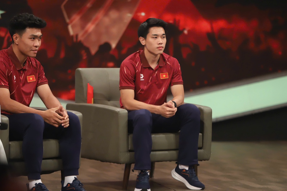 Gala Tinh thần Việt Nam: Câu chuyện về khát vọng, bản lĩnh và niềm tin - Ảnh 3.