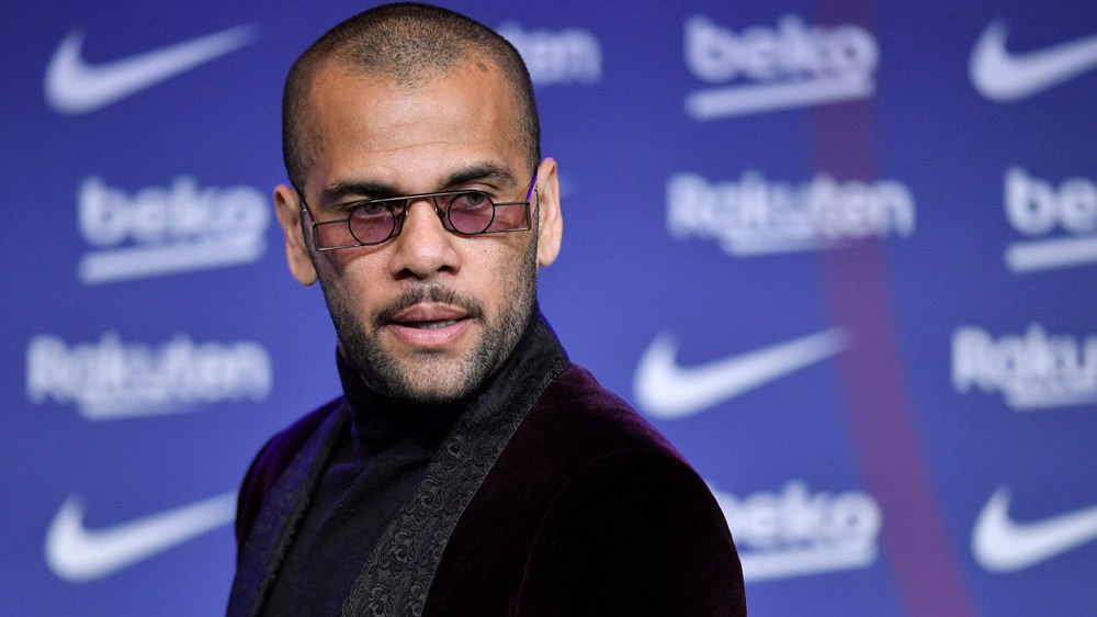 Dani Alves Sắp Trở Thành Ông Chủ Câu Lạc Bộ Tại Châu Âu - Ảnh 2.