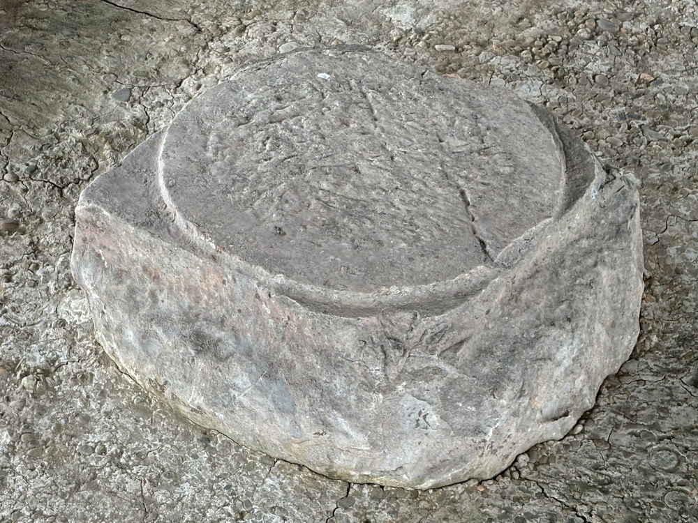 Ngắm vẻ vàng son của di tích hành cung Lỗ Giang thời Trần - Ảnh 8.