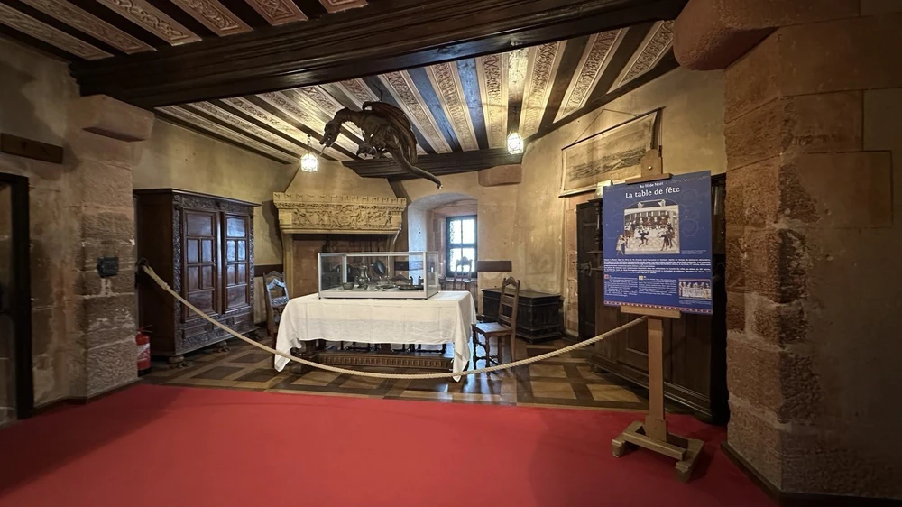 Lâu đài Haut-Koenigsbourg - vẻ đẹp hùng vĩ giữa mùa đông Alsace - Ảnh 5.