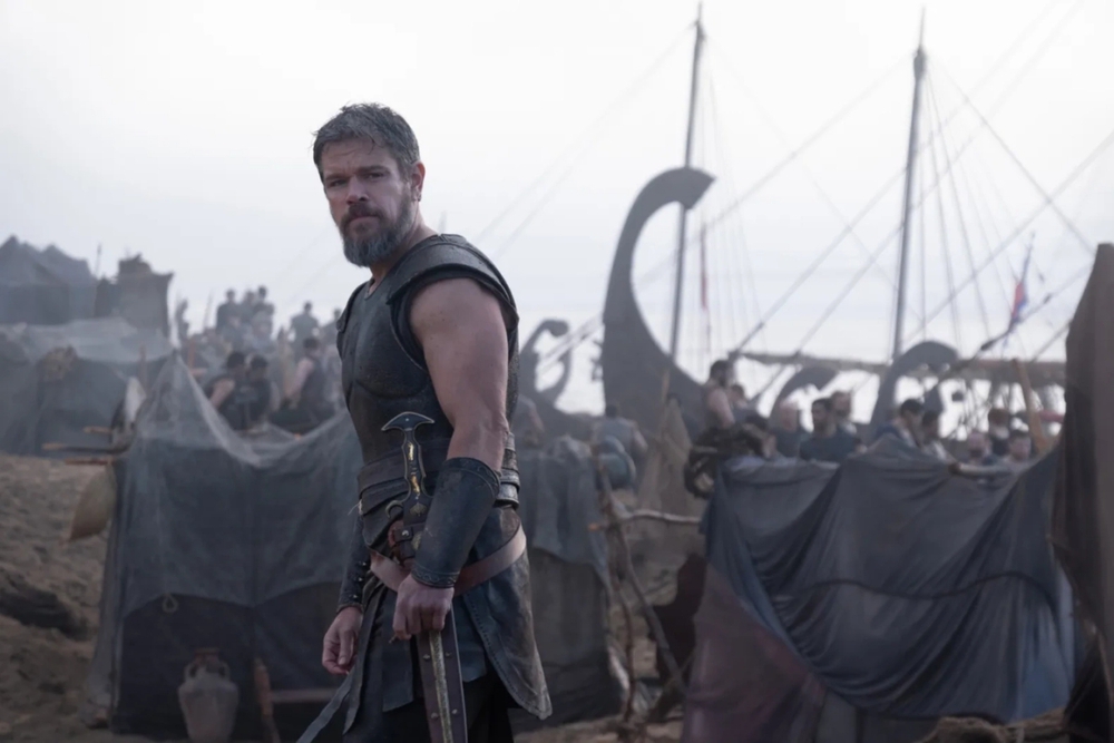 Hóng phim: Odyssey chạm trán Cyclops trong trailer phim "The Odyssey" - Ảnh 1. Hóng phim: Odyssey chạm trán Cyclops trong trailer phim "The Odyssey" - Ảnh 1.