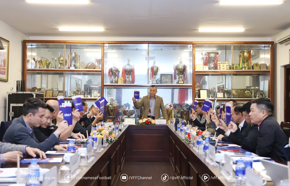 Tin nóng bóng đá Việt Nam hôm nay 26/12: Đại hội thường niên VFF; U19 futsal Việt Nam gặp Indonesia ở bán kết Giải futsal Đông Nam Á - Ảnh 3. Tin nóng bóng đá Việt Nam hôm nay 26/12: Đại hội thường niên VFF; U19 futsal Việt Nam gặp Indonesia ở bán kết Giải futsal Đông Nam Á - Ảnh 3.