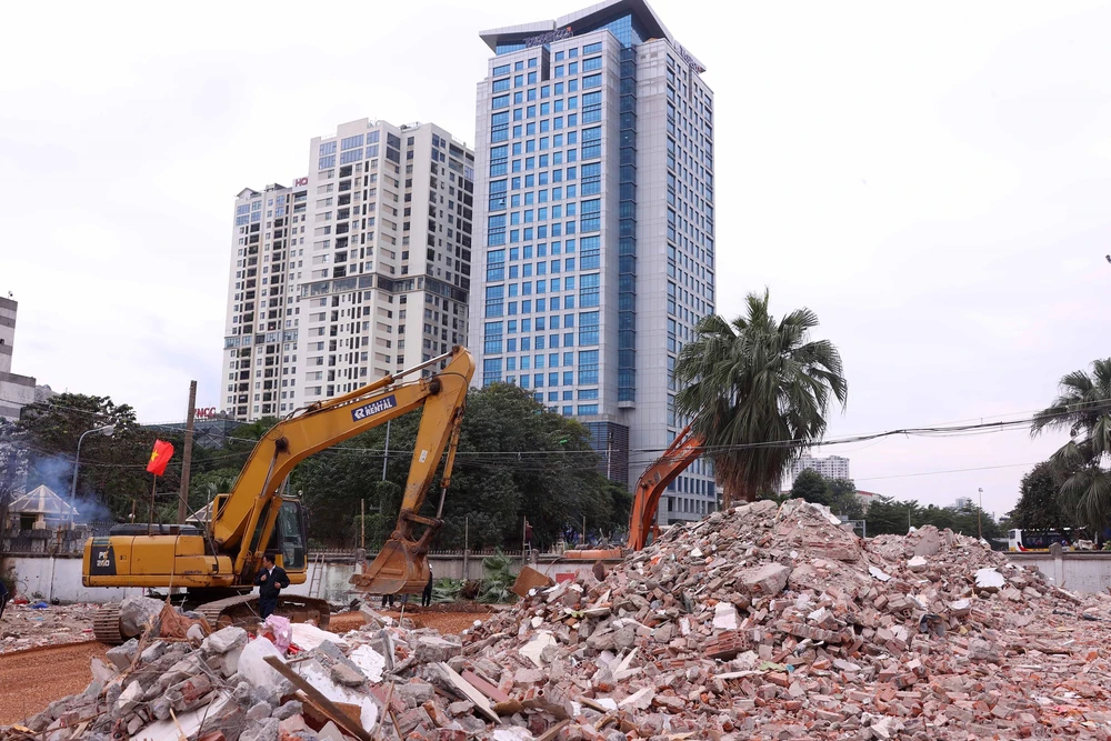 Bí thư Thành uỷ Hà Nội kiểm tra công tác giải phóng mặt bằng một số dự án trọng điểm - Ảnh 6.