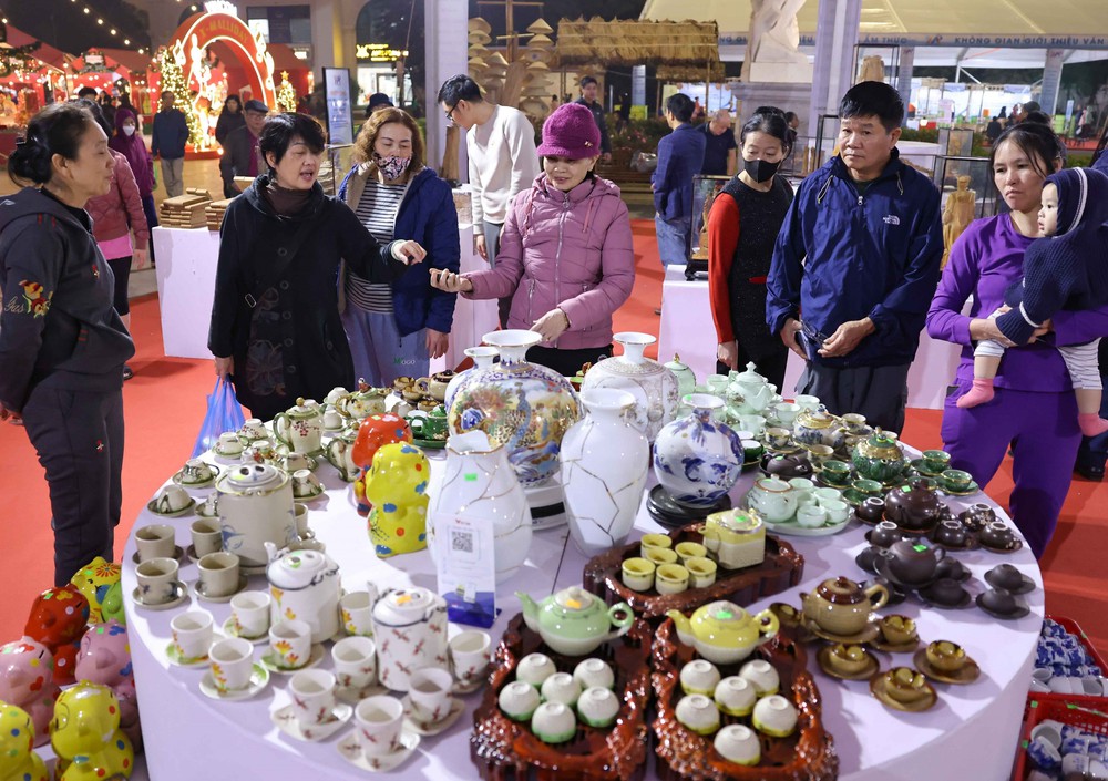 Hà Nội tổ chức “Hội chợ Xúc tiến thương mại sản phẩm đặc sản làng nghề, OCOP” 2025 - Ảnh 3.
