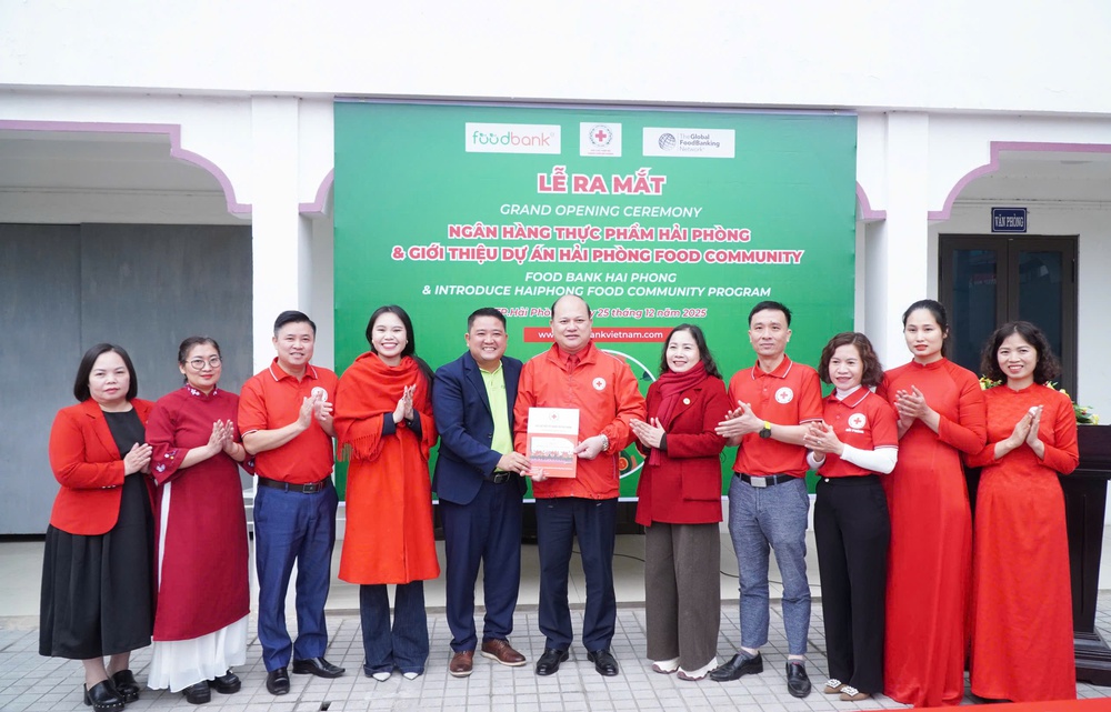 Ra mắt Ngân hàng Thực phẩm Hải Phòng, lan tỏa mô hình hỗ trợ bền vững - Ảnh 1.