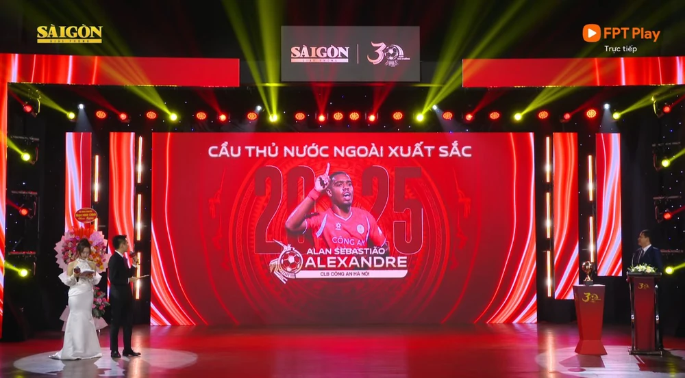 TRỰC TIẾP lễ trao giải Quả bóng Vàng Việt Nam 2025 (20h00 hôm nay) - Ảnh 3.