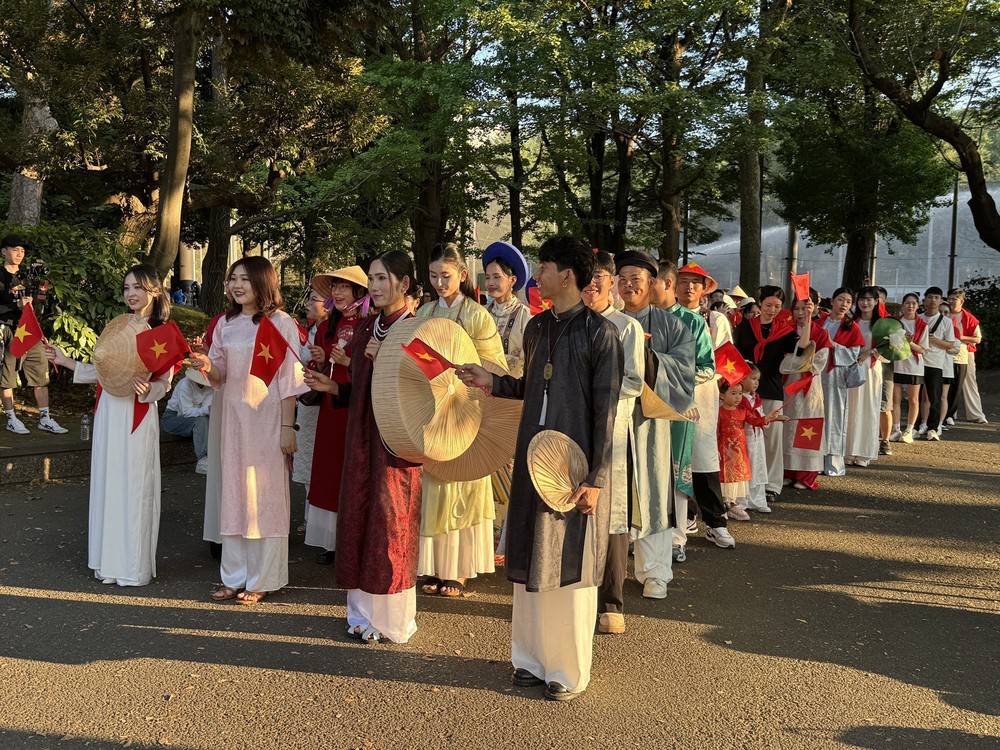 Thi đua yêu nước: Kiều bào là cầu nối quan trọng trong tiến trình hội nhập và phát triển của đất nước - Ảnh 3.