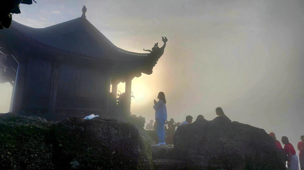 Quảng Ninh bứt phá hướng đến khát vọng trung tâm du lịch quốc tế - Ảnh 2.