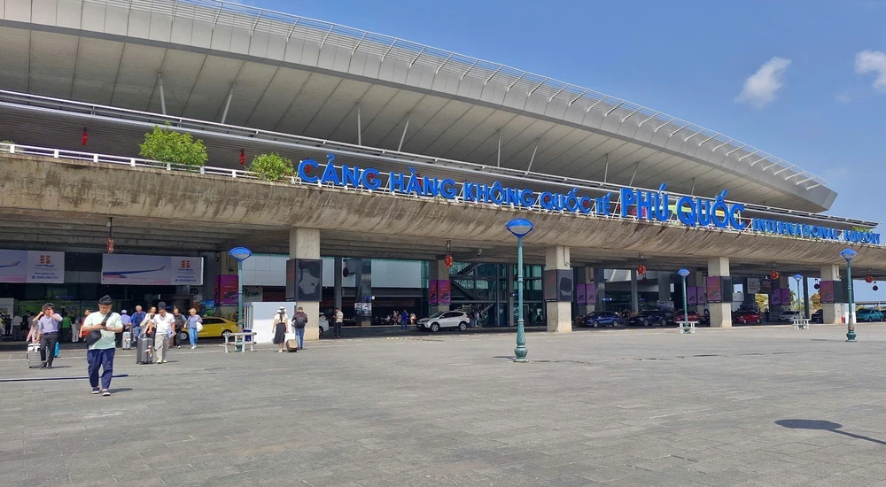 Từ 1/1/2026, Sun Group vận hành Cảng hàng không quốc tế Phú Quốc - Ảnh 1.