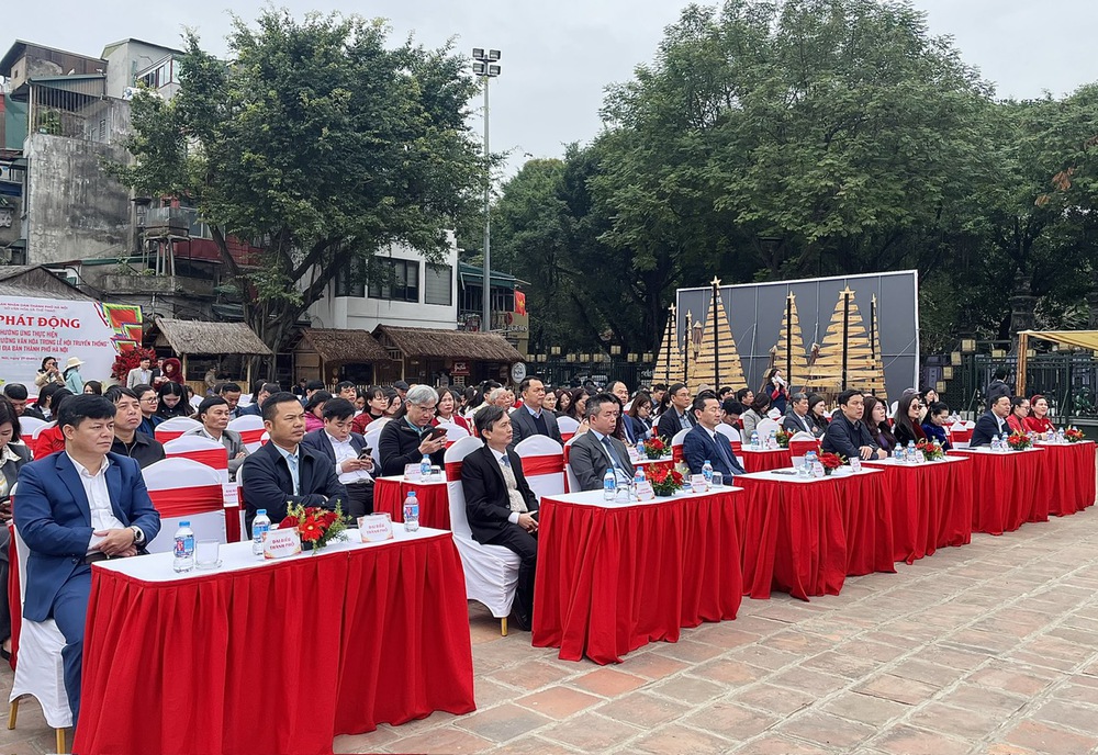 Hà Nội quyết tâm nâng tầm giá trị di sản qua "Bộ tiêu chí về môi trường văn hóa trong lễ hội truyền thống" - Ảnh 3.