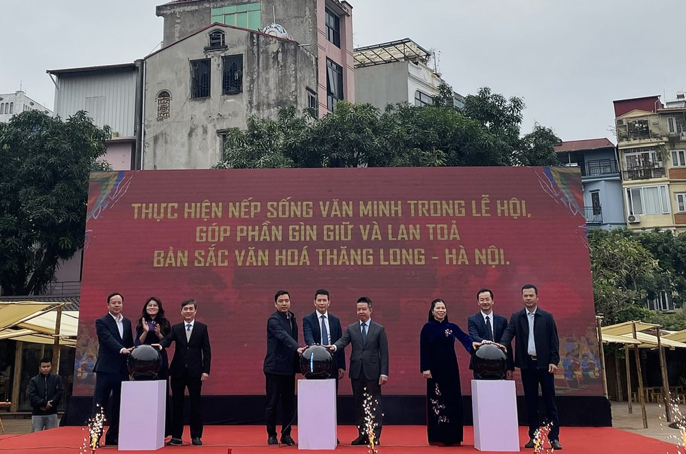Hà Nội quyết tâm nâng tầm giá trị di sản qua "Bộ tiêu chí về môi trường văn hóa trong lễ hội truyền thống" - Ảnh 6.
