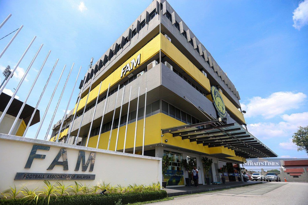 Lãnh đạo Liên đoàn bóng đá Malaysia được yêu cầu từ chức - Ảnh 1.