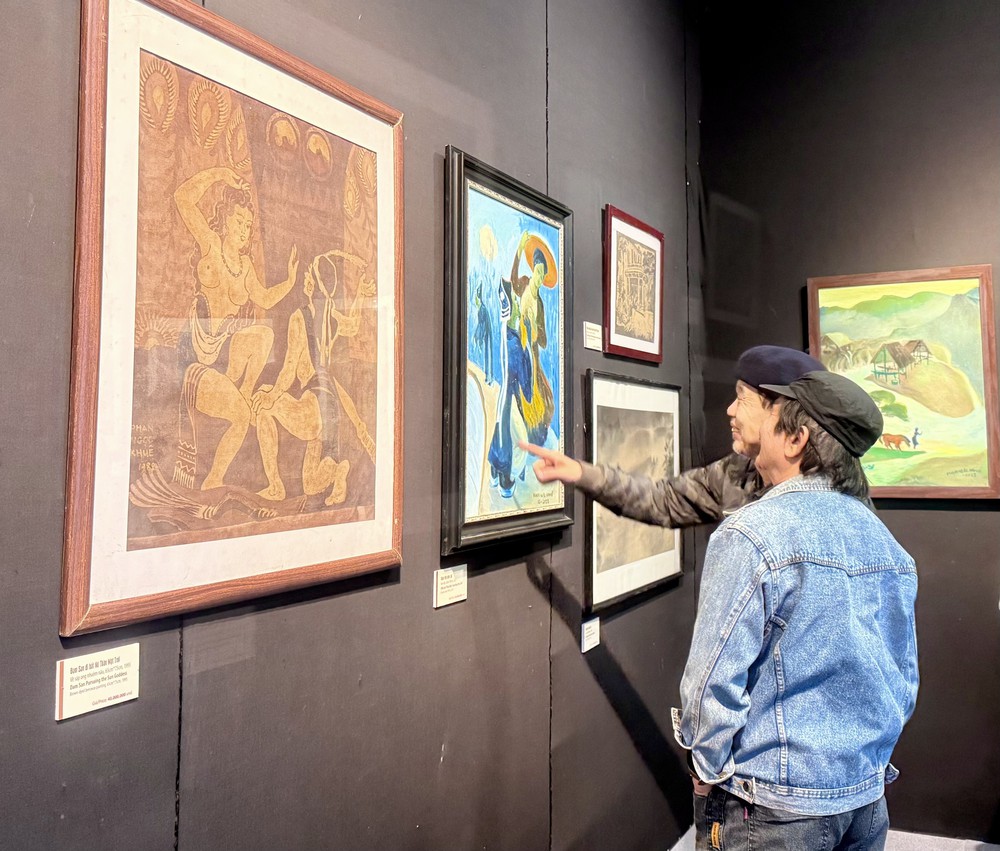 Triển lãm “Những miền quê yêu dấu” - Hành trình hơn bốn thập kỷ giữ hồn quê Việt bằng hội họa - Ảnh 3.