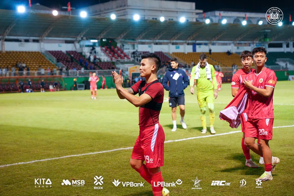 Tin nóng bóng đá Việt Nam hôm nay 29/12: U23 Việt Nam đấu kín U23 Syria; Quang Hải là cầu thủ nội đắt giá nhất - Ảnh 3. Tin nóng bóng đá Việt Nam hôm nay 29/12: U23 Việt Nam đấu kín U23 Syria; Quang Hải là cầu thủ nội đắt giá nhất - Ảnh 3.