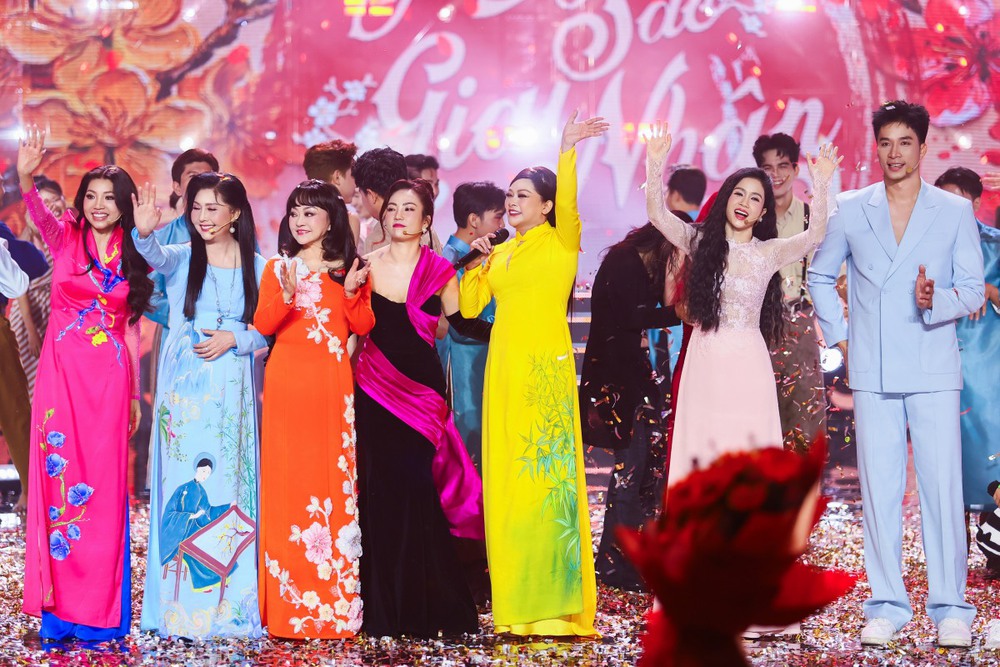 Đại nhạc hội Hương sắc giai nhân quy tụ giai nhân nhiều thế hệ - Ảnh 2.