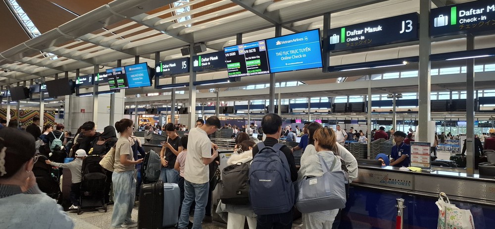 Malaysia mở rộng kết nối đường bay quốc tế để thúc đẩy du lịch - Ảnh 1.