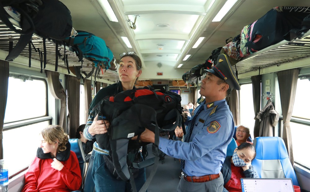 Ngành đường sắt cung cấp thêm 20.000 chỗ trong 4 ngày nghỉ Tết Dương lịch - Ảnh 1.