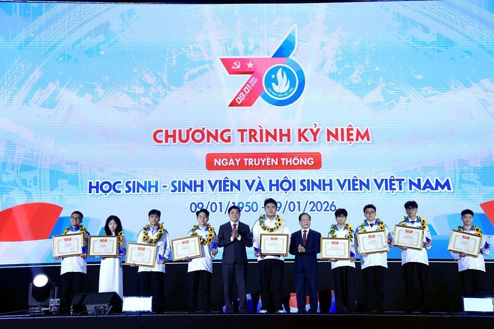 Tuyên dương danh hiệu “Sinh viên 5 tốt”, “Học sinh 3 tốt”, “Học sinh 3 rèn luyện” cấp Trung ương - Ảnh 2.