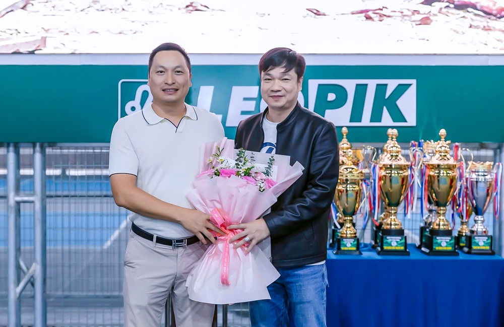 Giải pickleball DNTN 1983 giao thương – Cúp Phúc Bình lần I: Khi doanh nhân 1983 “cháy hết mình” trên sân đấu - Ảnh 2. Giải pickleball DNTN 1983 giao thương – Cúp Phúc Bình lần I: Khi doanh nhân 1983 “cháy hết mình” trên sân đấu - Ảnh 2.