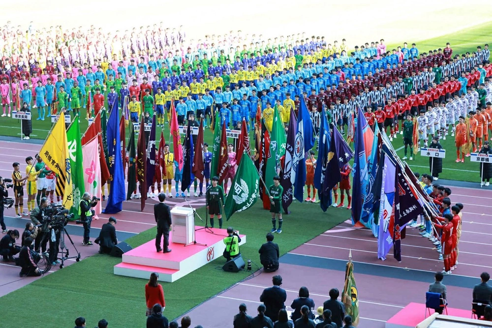 Hoành Tráng Giải Bóng Đá Học Đường Toàn Nhật Bản Lần Thứ 104 - Ảnh 2. Hoành Tráng Giải Bóng Đá Học Đường Toàn Nhật Bản Lần Thứ 104 - Ảnh 2.