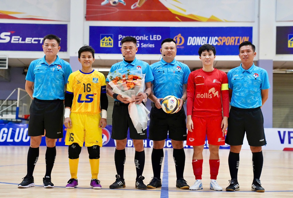 Kỷ lục gia của đội tuyển Việt Nam chuyển sang đá futsal sau khi giải nghệ sân cỏ - Ảnh 1. Tuyết Dung