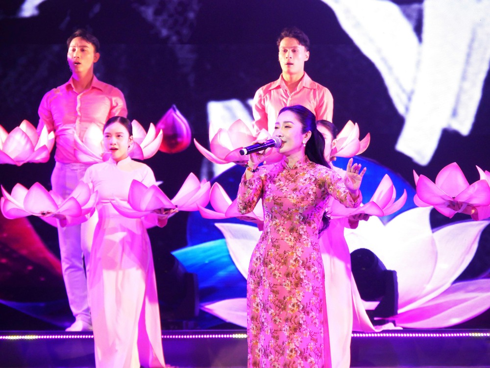 Nhạc sĩ Lư Nhất Vũ và nhà thơ Lê Giang: Hai tâm hồn, một lý tưởng - Ảnh 3.