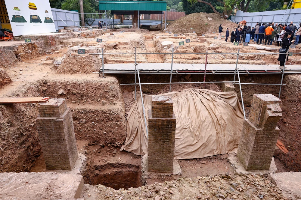 Công bố kết quả khảo cổ khu vực nền điện Kính Thiên năm 2025 - Ảnh 3.