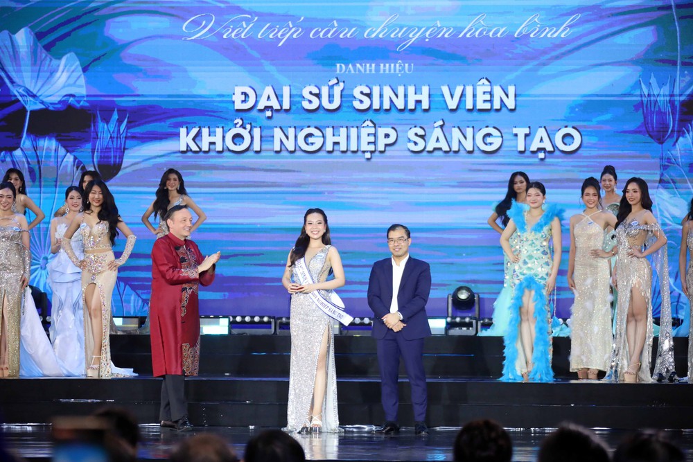 Nguyễn Phương Thanh đăng quang Hoa hậu Sinh viên Hòa bình Việt Nam 2025 - Ảnh 5.