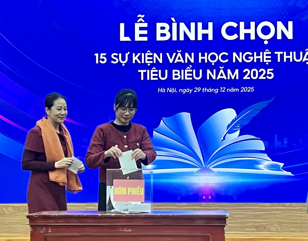 Mưa đỏ vào bình chọn 15 sự kiện văn học nghệ thuật tiêu biểu năm 2025 - Ảnh 3.