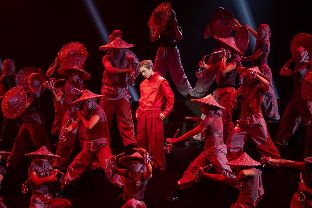 Nhìn lại những khoảnh khắc lắng đọng của &quot;Anh Trai Say Hi 2025&quot; - Ảnh 2.