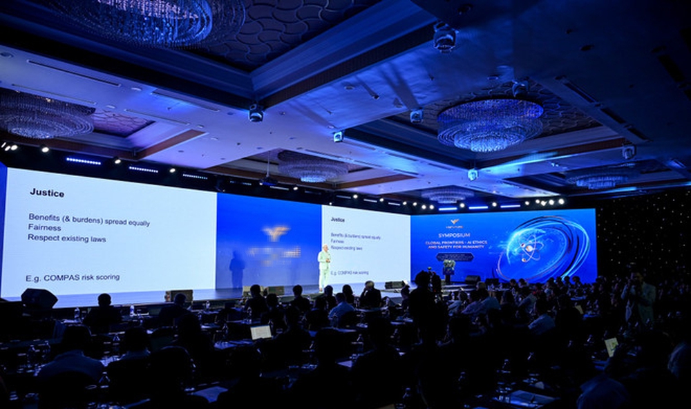 Giáo sư Học viện Khoa học Australia chia sẻ về cách ứng xử với AI - Ảnh 2.