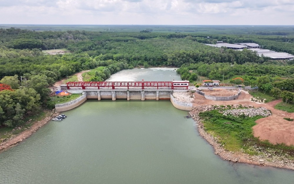 Thích ứng thiên tai "vượt quy luật" - Bài 4: Quản trị lưu vực sông cần mô hình mới - Ảnh 3. Thích ứng thiên tai "vượt quy luật" - Bài 4: Quản trị lưu vực sông cần mô hình mới - Ảnh 3.