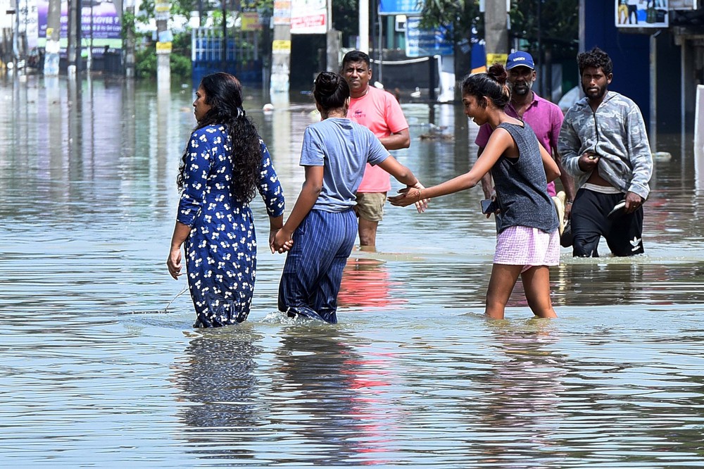 LHQ cảnh báo: Nhiệt độ tăng đang kích hoạt mưa cực đoan khắp châu Á - Ảnh 1. LHQ cảnh báo: Nhiệt độ tăng đang kích hoạt mưa cực đoan khắp châu Á - Ảnh 1.