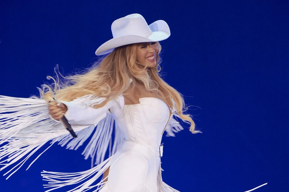 Beyoncé trở thành tỷ phú: Từ nữ hoàng sân khấu đến chủ nhân đế chế tỷ USD - Ảnh 1. Beyoncé trở thành tỷ phú: Từ nữ hoàng sân khấu đến chủ nhân đế chế tỷ USD - Ảnh 1.