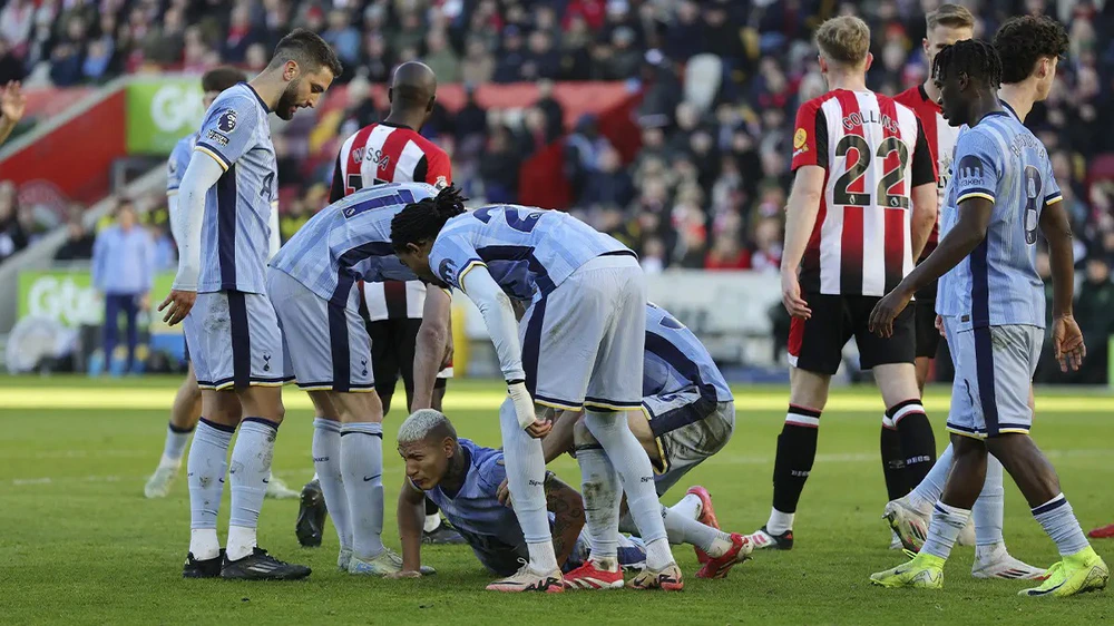 Nhận định, soi tỷ lệ Brentford vs Tottenham 03h00 ngày 02/01, Ngoại hạng Anh - Ảnh 1.